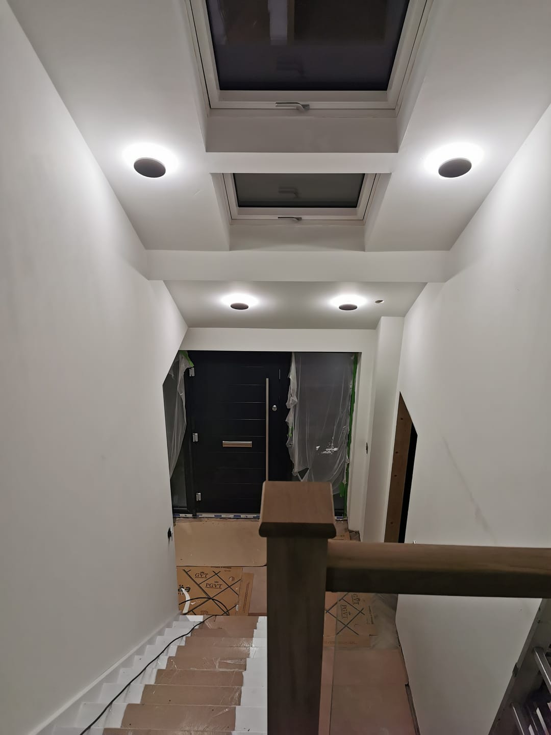 Customer photo review of 12W Black Round Backlit LED Interior / Exterior Outdoor Wall Light, IP65, 1.5M Pre-wired cable