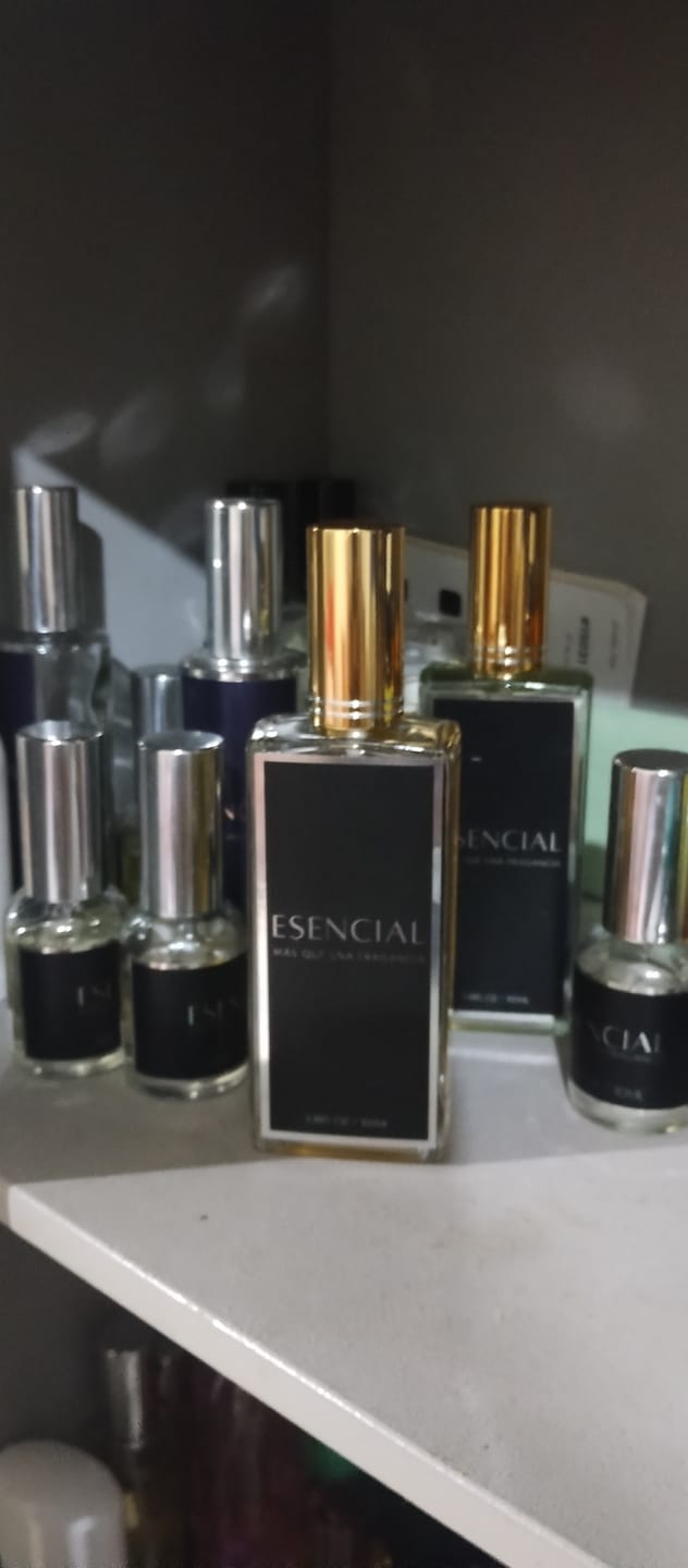 Customer photo review of H300 Inspirado en: Ombré Leather Parfum - Tom Ford