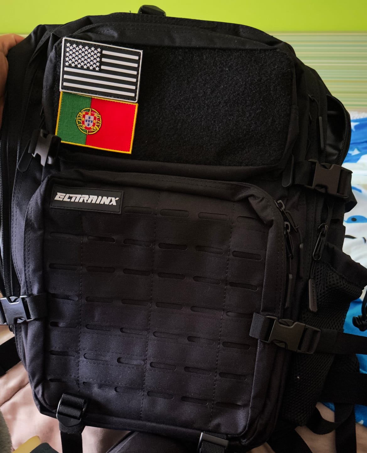 Customer photo review of Parche Banderas Paises Mundo