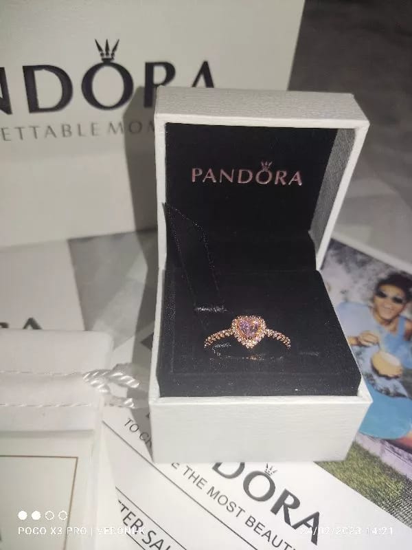 Customer photo review of ANILLO DESLUMBRANTE CORAZON PANDORA ROSE GOLD