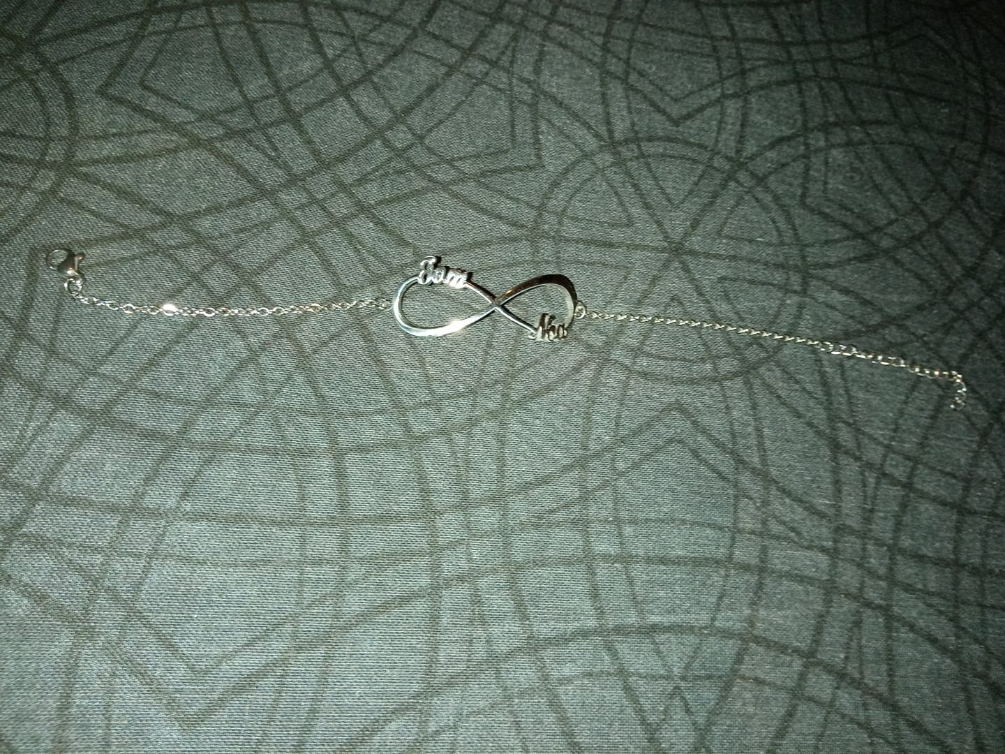 Customer photo review of Bracelet Infini