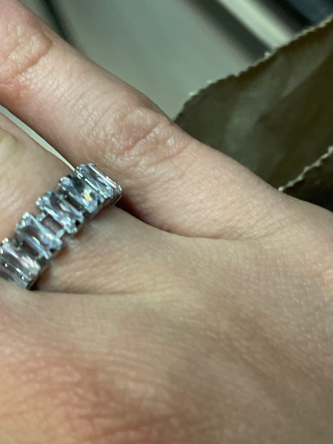 Customer photo review of Icy Baguette Ring | 18K vergoldet