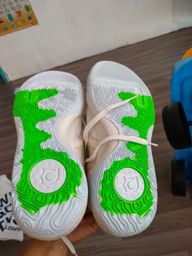 Customer photo review of KD Trey 5 X EP Basketball Shoes