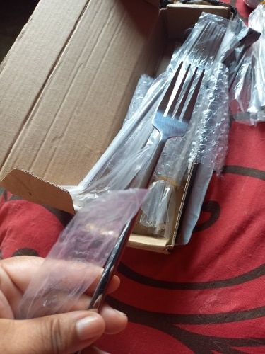 Customer photo review of Modern 24 Piece Silverware Set