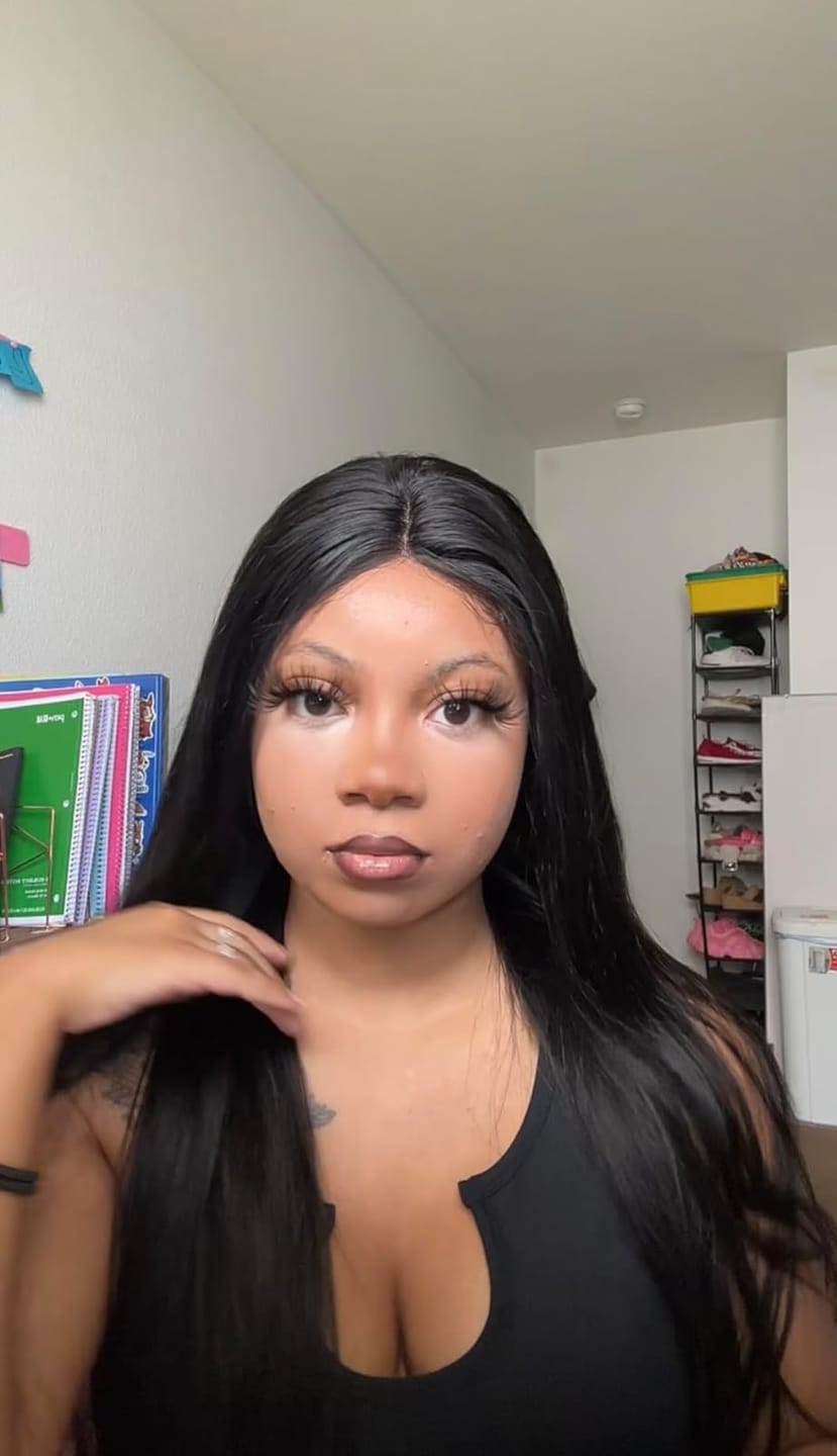 Customer photo review of Wavymy HD Lace Wear Go Wigs Dome Cap Glueless Straight  4x6 Lace Closure Wigs 180% Density