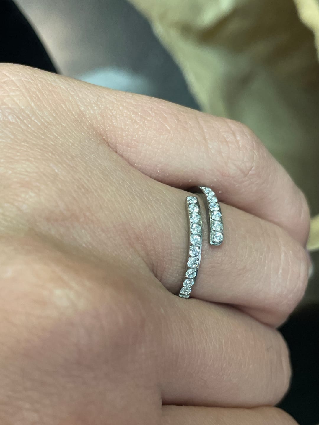 Customer photo review of Mayla Ring | 18K vergoldet