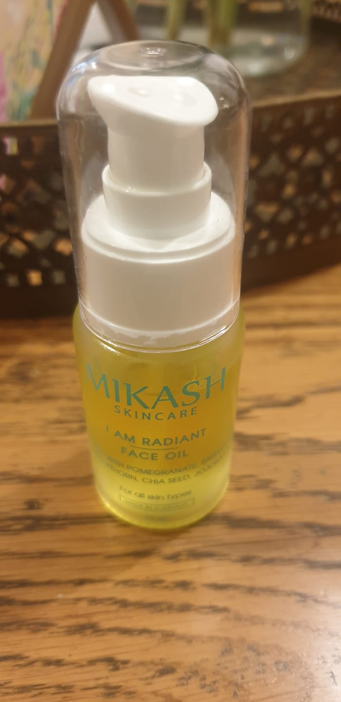 Customer photo review of I AM RADIANT FACE OIL