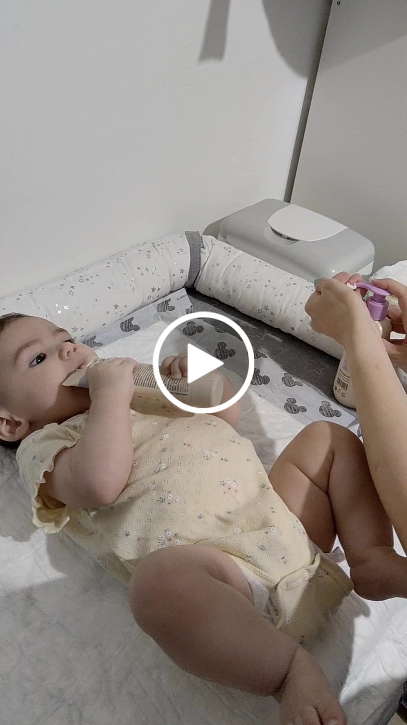 Customer video review of תחליב גוף לתינוק - קרם גוף מבוסס על חמאת שיאה - לחות לעור מכף רגל ועד ראש