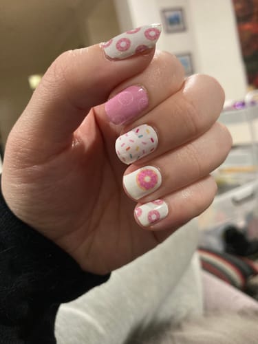 Customer photo review of Donut | Nail Polish Wrap