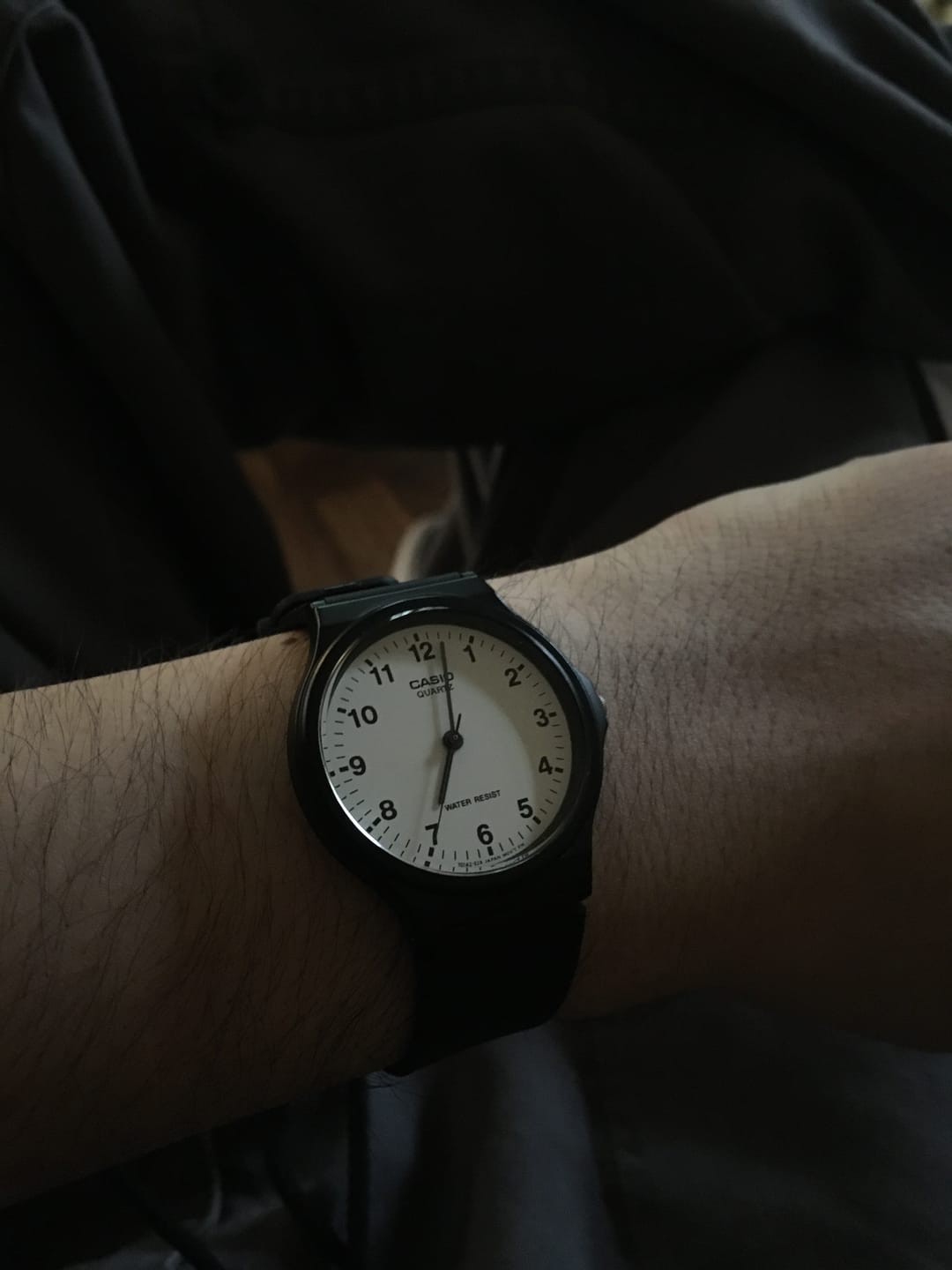 Customer photo review of Reloj Casio Vintage MQ-24-7BLDF Blanco Números