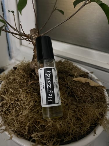 Customer photo review of Men's Cologne Oil Roller