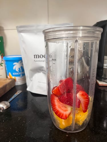 Customer photo review of Vanilla Pavlova