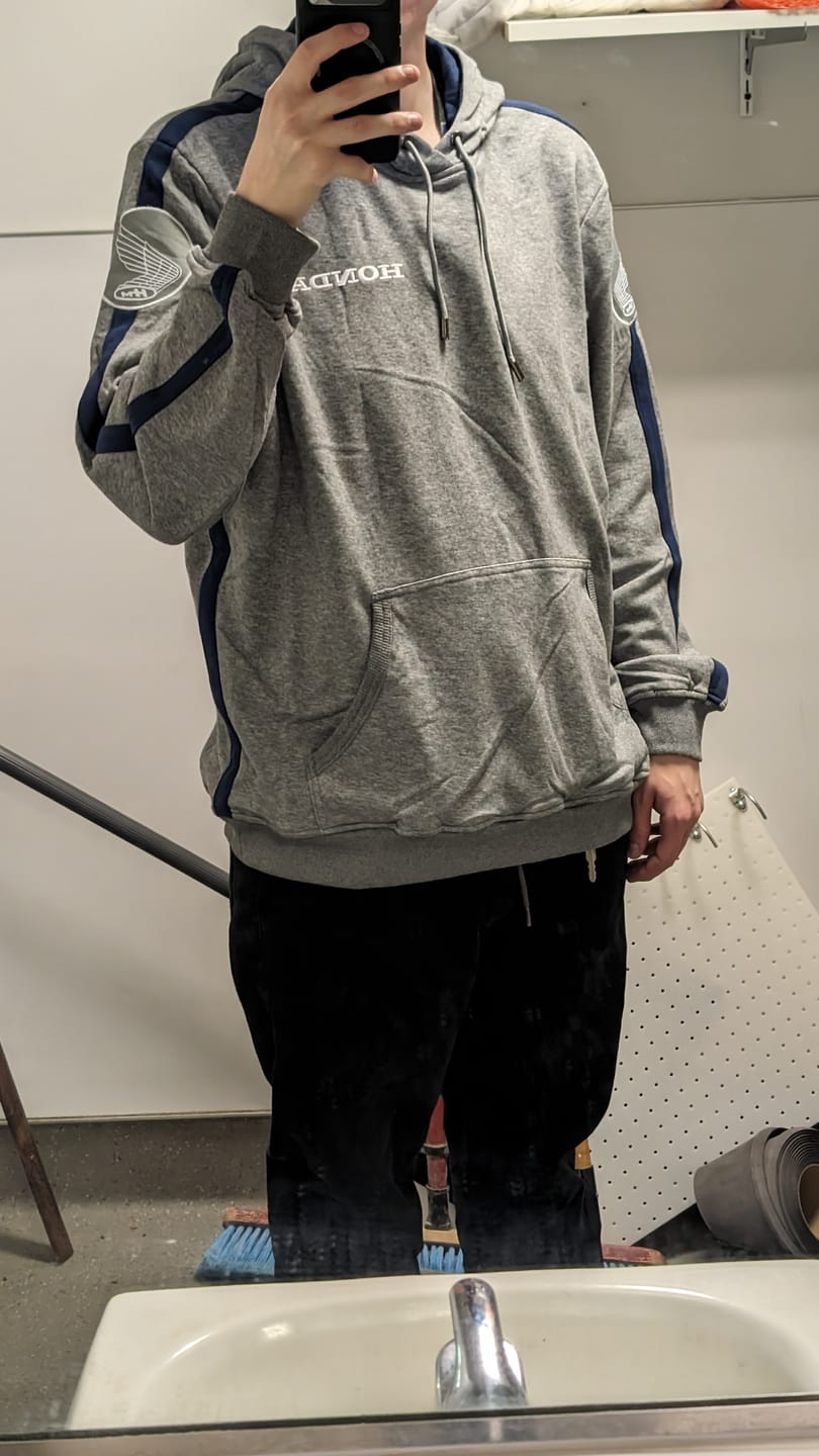 Customer photo review of Honda Racing Team Hoodie (1968) - Gray