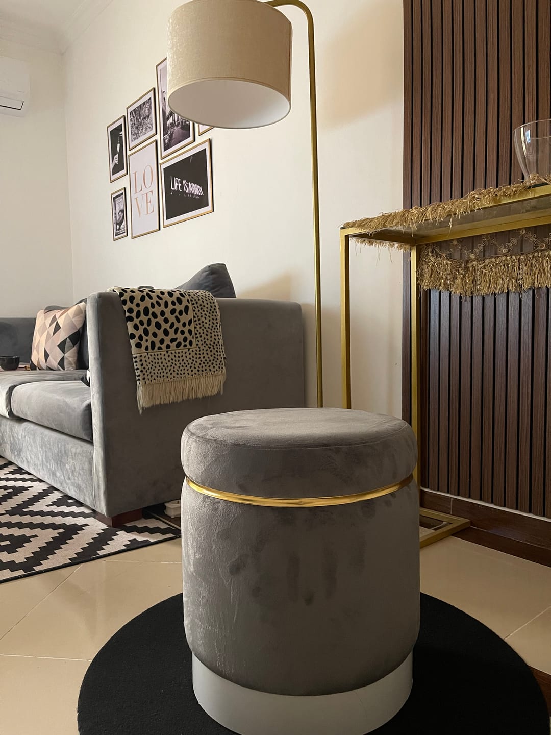 Customer photo review of بوف شيك هومز - رمادي - AC95