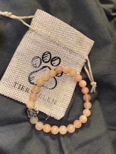 Customer photo review of Pfotenarmband - Creme