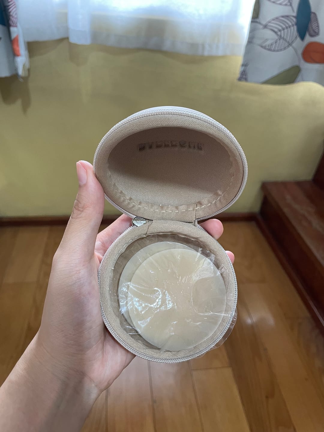 Customer photo review of Seamless Opaque 6cm Pasties