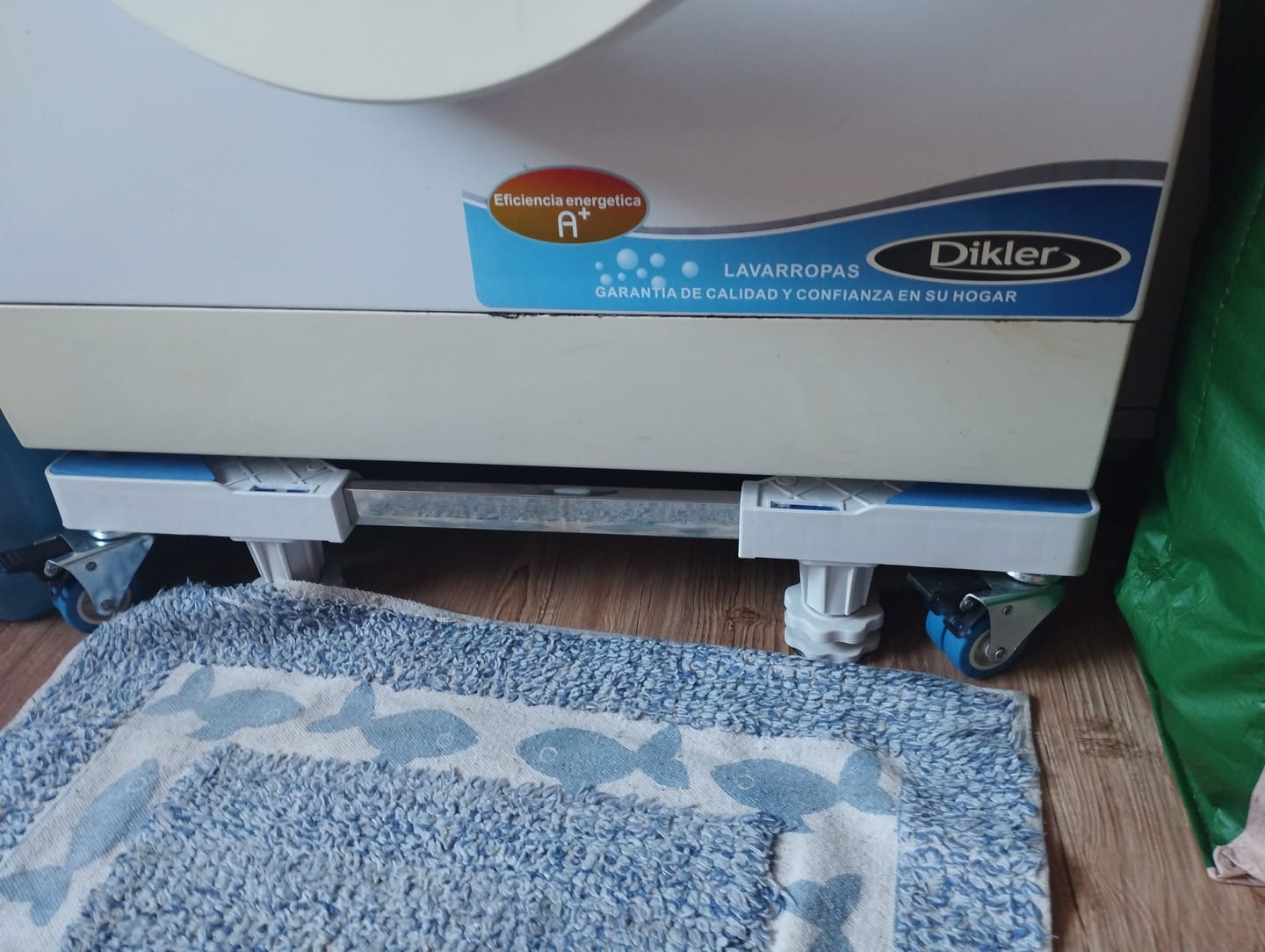 Customer photo review of Base Ajustable Premium Rectangular para Electrodomésticos