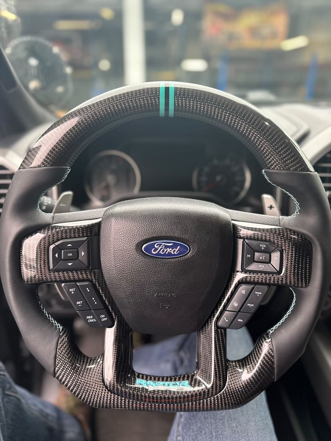 Customer photo review of 2017+ Ford raptor Custom Carbon Fiber Steering Wheel