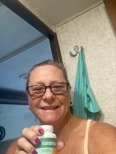 Customer photo review of Emma