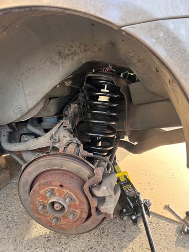 Customer photo review of 2010-2013 Land Rover Range Rover Sport (L320) with VDS 4 Wheel Air Suspension Conversion Kit and Light Out Module (LB44FM)