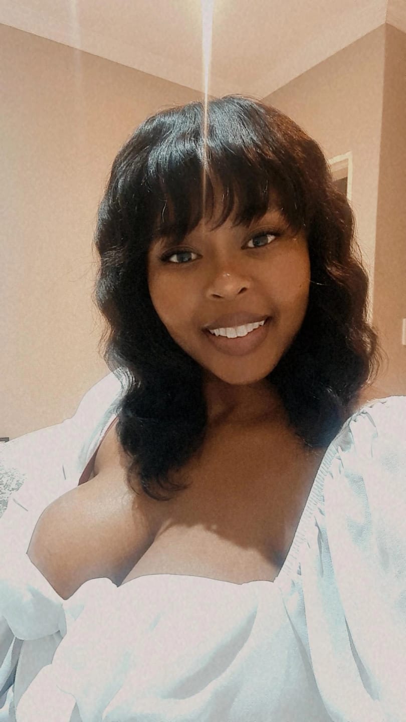 Customer photo review of Loose Wave Fringe 14 inch Wig