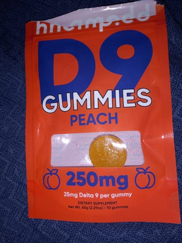 Customer photo review of HHemp.co Delta9 250mg Gummies - Peach