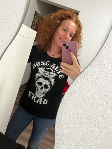Customer photo review of Böse alte Frau - Damen T-Shirt