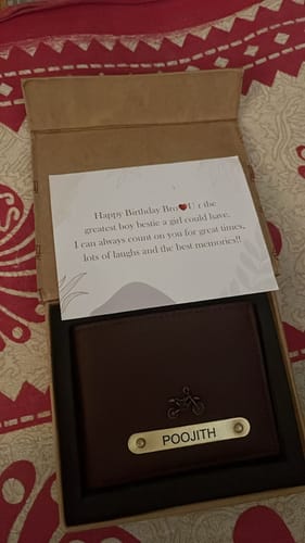 Customer photo review of Premium Quality Men's Wallet & Pen Combo