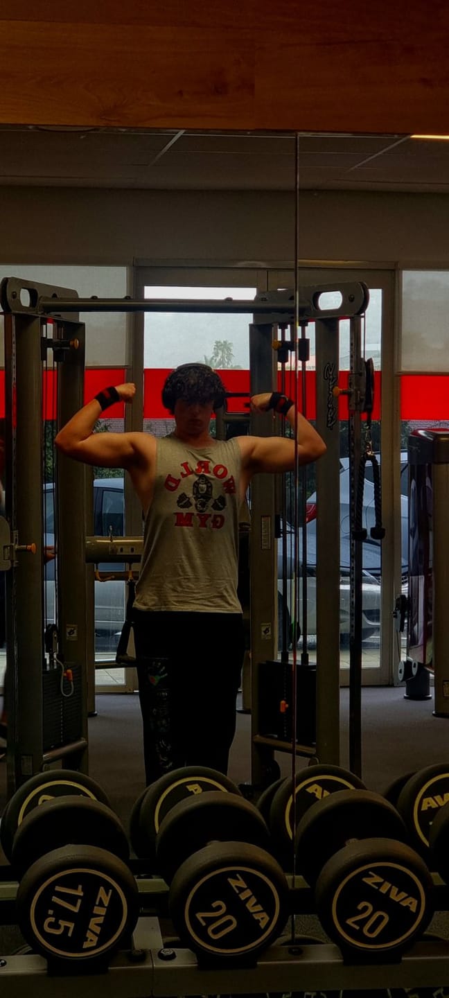 Customer photo review of Sleeveless World Gym Gorilla Tee