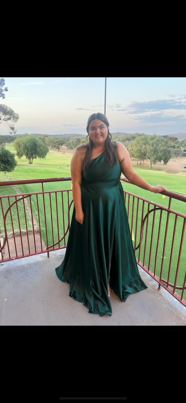 Customer photo review of Liquid Sun® Express Spray Tan Solution - Ultra Dark
