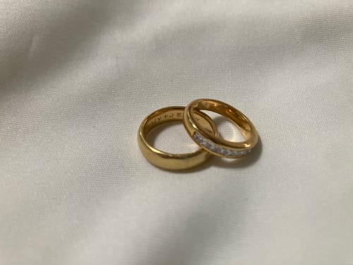 Customer photo review of Palacio de Cristal Wedding Rings