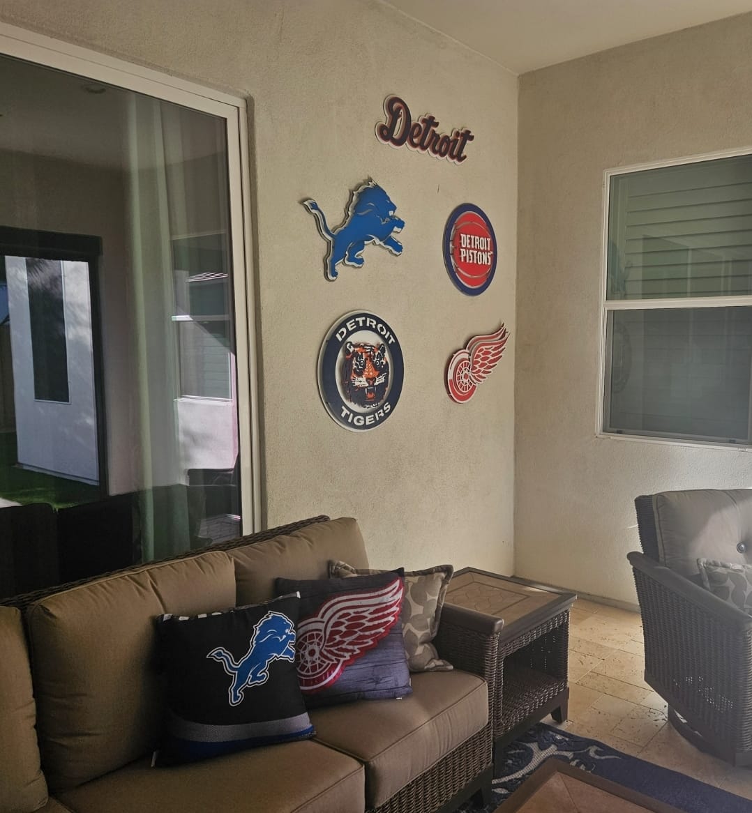 Customer photo review of Detroit Tigers "Detroit" Word Script 3 Layer Metal Wall Art