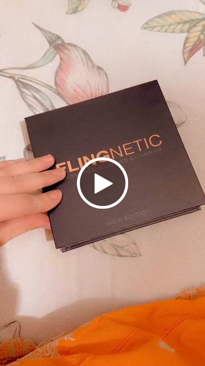 Customer video review of FLINGNETIC MAGNETIC EYE LINER & LASHES KIT (12 Magnets - NEW EDITION)