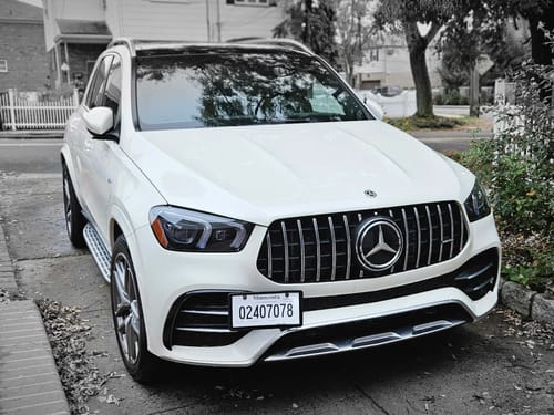 Customer photo review of 20-Up Mercedes-Benz GLE-Class AMG Tow Hook License Plate Mount Bracket