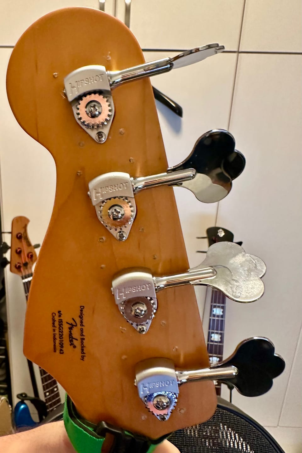 Customer photo review of Licensed Ultralite® Bass Tuning Machine 1/2"