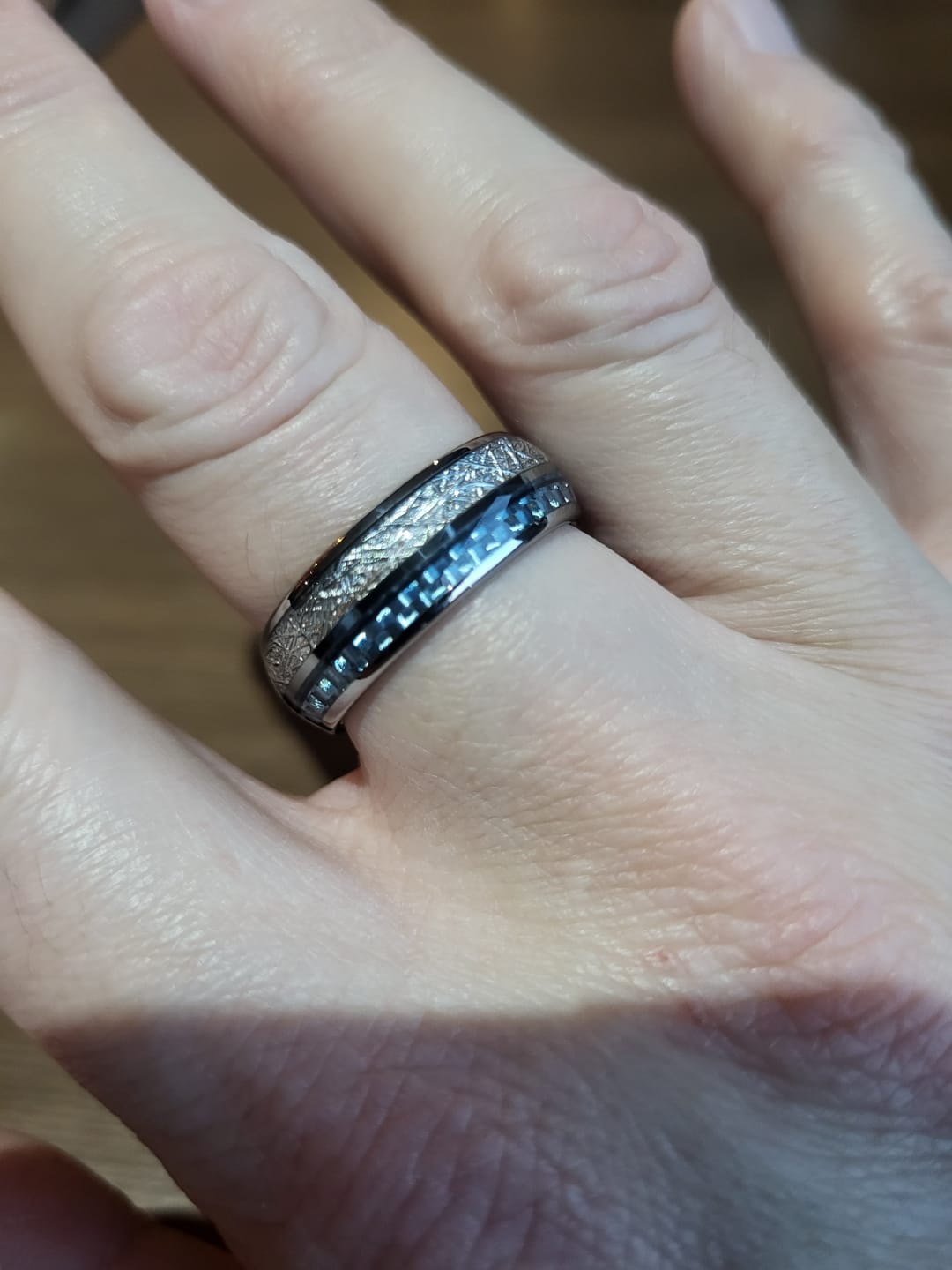 Customer photo review of The Steely Blue 6mm Wonder Ring