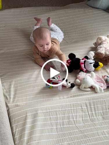 Customer video review of Oatmeal Stripe · Super-maxi