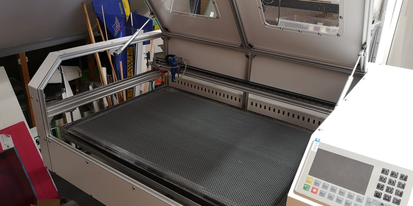 Customer photo review of Cloudray Honeycomb Bed For Laser Engraver