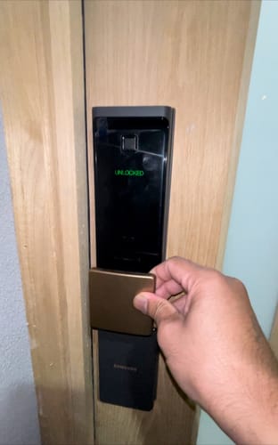 Customer photo review of Samsung SHP-DR708