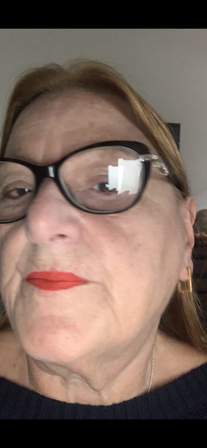 Customer photo review of Gold Rectangle Hoop Earrings