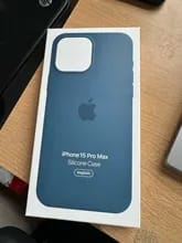 Customer photo review of iPhone 15 Silicone Case with MagSafe