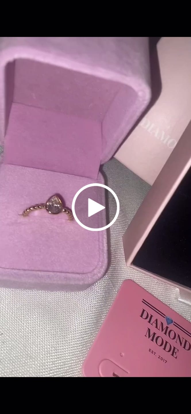 Customer video review of Shine Drops Halskette | 18K vergoldet