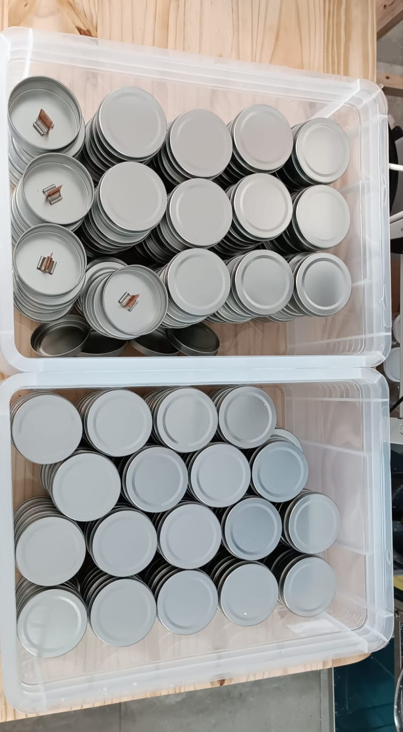 Customer photo review of 90 ml Tin Container with Lid (75 grams) - Silver