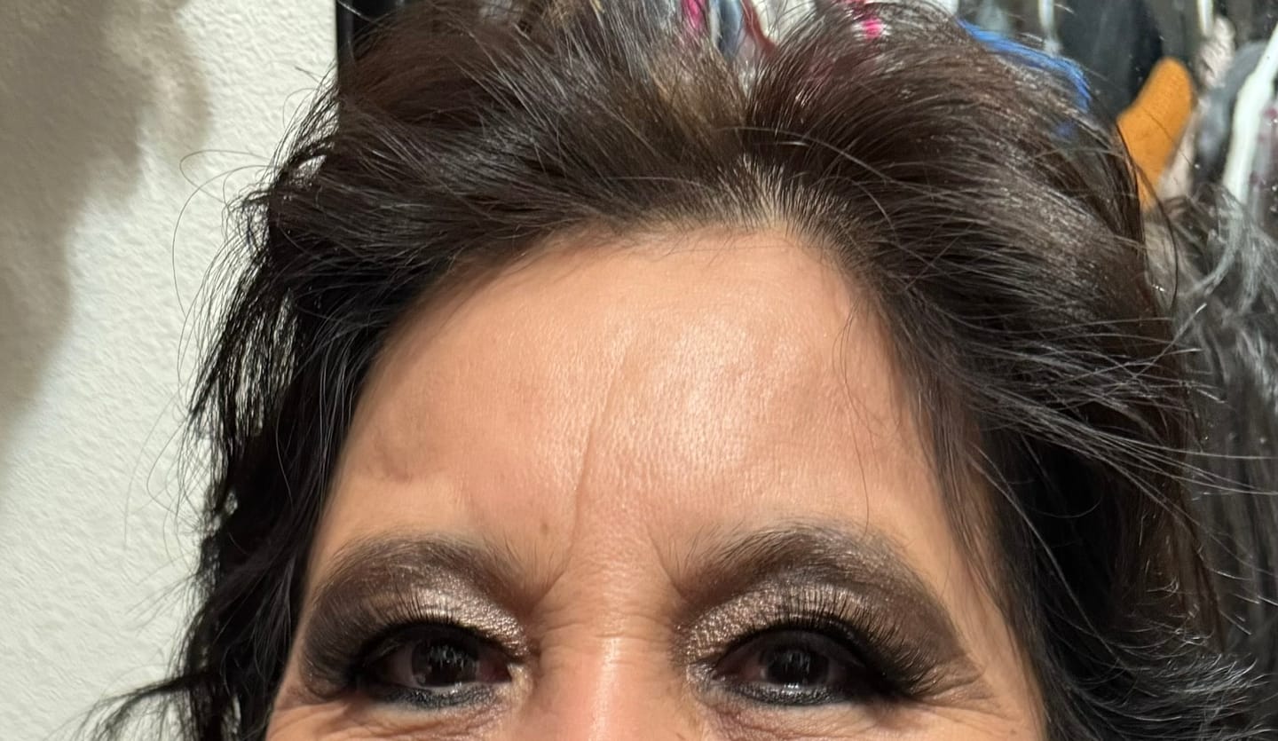 Customer photo review of (PRE-VENTA ENVIO NOV 3)Pegamento de Pestañas Ultra-Resistente✨Tiktok Viral✨
