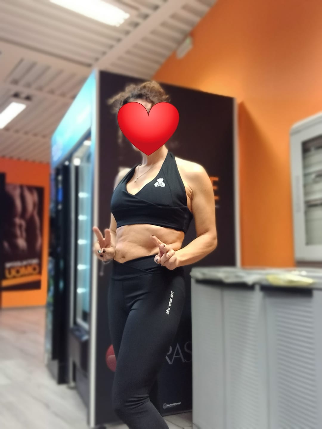 Customer photo review of LEGGINGS INTENSE BLACK