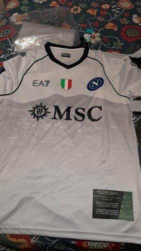 Customer photo review of NUOVA MAGLIA NAPOLI AWAY VESUVIO 2023/24