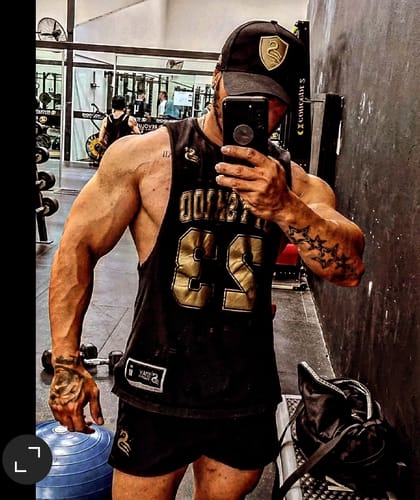 Customer photo review of Premium Crest A-Frame Cap - Black / Gold