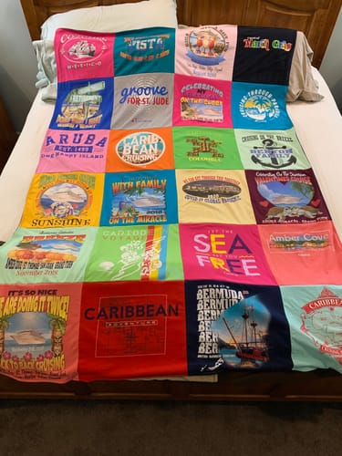 T-shirt quilt with travel, beaches themes by Rachel from FL