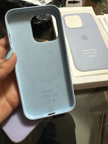 Customer photo review of iPhone 14 Silicone Case with MagSafe
