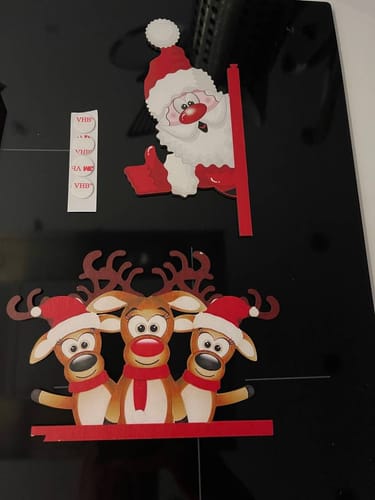 Customer photo review of Santa and Reindeer Wooden Corner Decoration